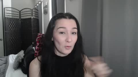 Snapshot of mysticmuse94 chatting on 18, 2, 2025 MysticMuse online show from 18, 2, 2025