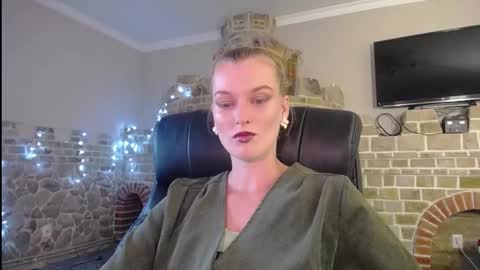 mysticvenus_ online show from 16, 9, 2025