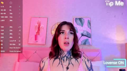 Snapshot of mystikdoll chatting on 12, 11, 2025 Misteika online show from 12, 11, 2025