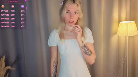 Olivia or just olive online show from 28, 11, 2025