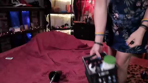 Snapshot of mzjadenyxxx chatting on 16, 11, 2025 Jade Nyxxx online show from 16, 11, 2025