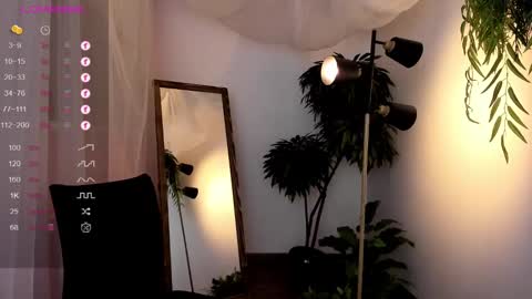 Snapshot of n0_nude chatting on 8, 3, 2025 Eva online show from 8, 3, 2025