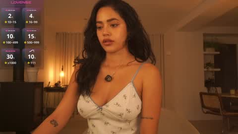 Snapshot of n_o_v_a chatting on 6, 11, 2025 Nova online show from 6, 11, 2025