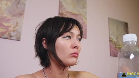 Snapshot of na__na chatting on 15, 12, 2024 Sonmi online show from 15, 12, 2024