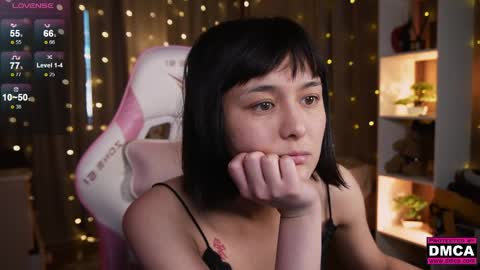 Snapshot of na__na chatting on 4, 4, 2026 Sonmi online show from 4, 4, 2026