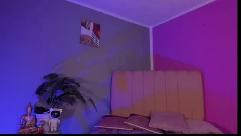 Snapshot of naath_ chatting on 18, 12, 2025 anny online show from 18, 12, 2025