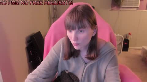 Snapshot of nacmar chatting on 8, 2, 2025 Natalie Marlo online show from 8, 2, 2025