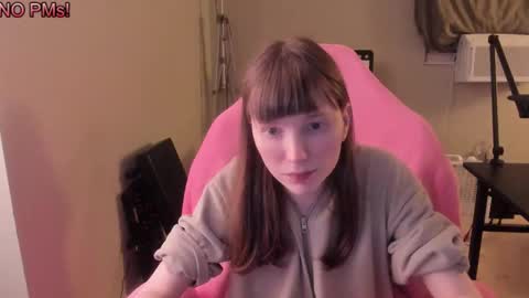 Snapshot of nacmar chatting on 15, 9, 2025 Natalie Marlo online show from 15, 9, 2025