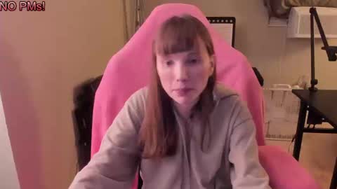 Snapshot of nacmar chatting on 17, 9, 2025 Natalie Marlo online show from 17, 9, 2025