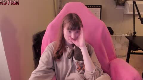 Snapshot of nacmar chatting on 1, 10, 2025 Natalie Marlo online show from 1, 10, 2025