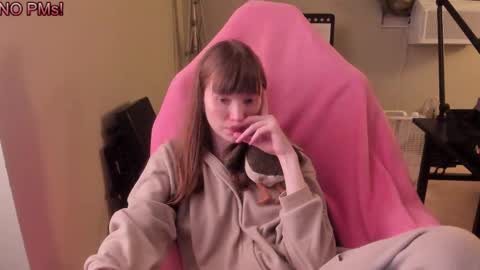 Snapshot of nacmar chatting on 4, 10, 2025 Natalie Marlo online show from 4, 10, 2025
