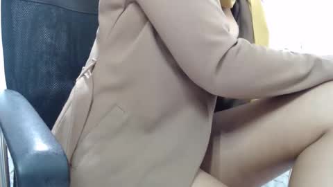Nadia  online show from 8, 2, 2026