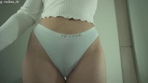 Nadia  INST Nadiaa dc online show from 16, 11, 2025