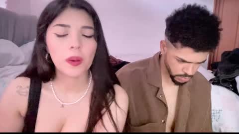 naduu__xx online show from 15, 2, 2025