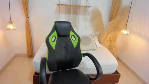 Snapshot of nahia_13 chatting on 31, 1, 2025 N A H I A online show from 31, 1, 2025