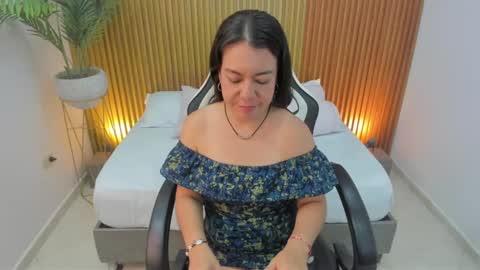 Snapshot of nahia_13 chatting on 12, 2, 2025 N A H I A online show from 12, 2, 2025