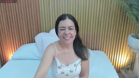 Snapshot of nahia_13 chatting on 17, 2, 2025 N A H I A online show from 17, 2, 2025