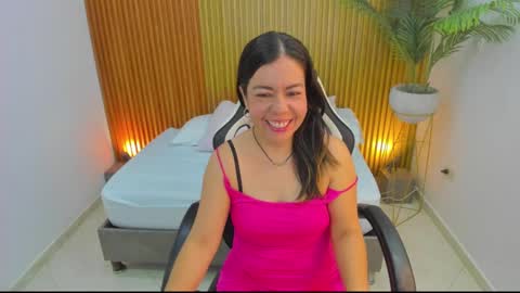 Snapshot of nahia_13 chatting on 19, 2, 2025 N A H I A online show from 19, 2, 2025