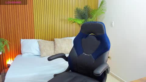 Snapshot of nahia_13 chatting on 10, 10, 2025 N A H I A online show from 10, 10, 2025