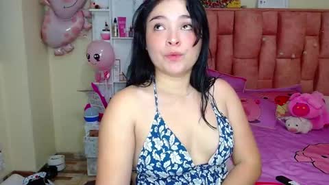 nahia cute     only   online show from 24, 2, 2025
