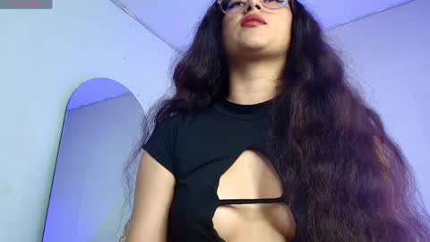 Snapshot of nahomi_blaze56eup chatting on 6, 4, 2026 valeria online show from 6, 4, 2026