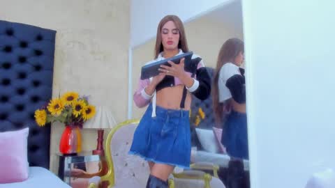 Snapshot of nahomiwhitel_ chatting on 8, 9, 2025 Nahomi online show from 8, 9, 2025