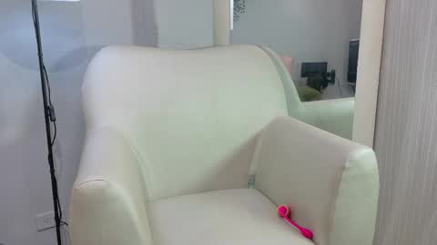 Snapshot of nahommybell chatting on 31, 3, 2026 nahommybell online show from 31, 3, 2026