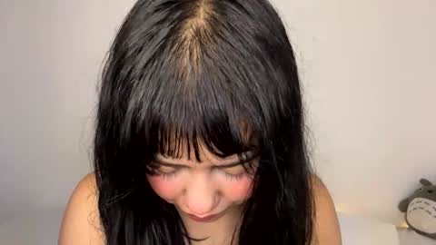 nahomy online show from 21, 4, 2026