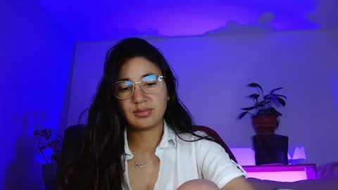 Snapshot of nahomy_rain chatting on 15, 5, 2026 online show from 15, 5, 2026