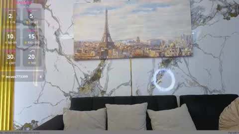 nahomy_smith23_aws online show from 14, 12, 2025