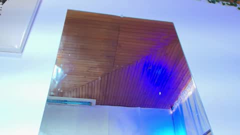 Snapshot of naia_x chatting on 6, 11, 2025 Naia x online show from 6, 11, 2025