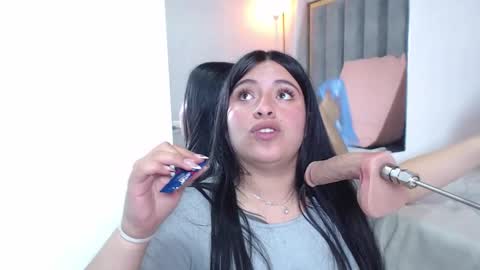 Naia x online show from 4, 3, 2026