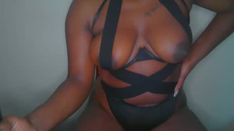 naiebony online show from 16, 2, 2026