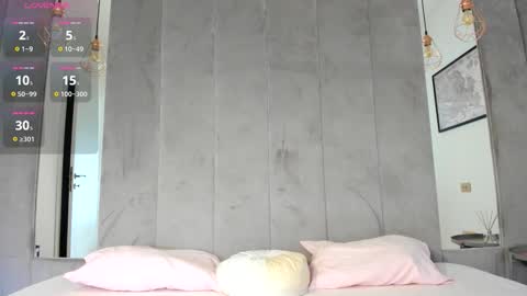 Naila online show from 11, 9, 2025