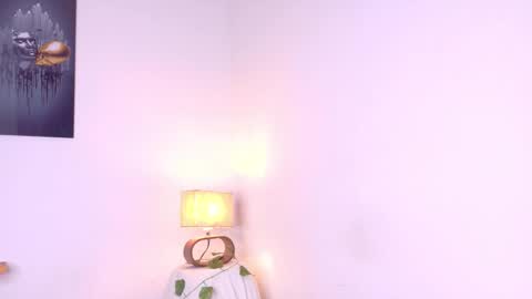 nairagold_ online show from 28, 3, 2026