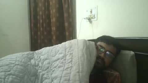 NAIRANANDU28 online show from 20, 12, 2025