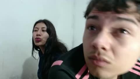 naisha and axel2 online show from 6, 10, 2025