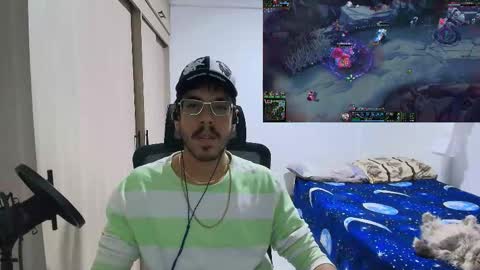 Snapshot of naitsihrc chatting on 22, 11, 2025 Nait online show from 22, 11, 2025