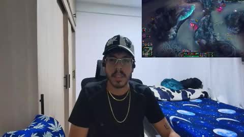 Snapshot of naitsihrc chatting on 30, 11, 2025 Nait online show from 30, 11, 2025