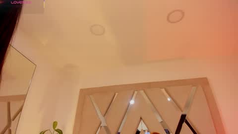 INSTAGRAM  m2221     online show from 10, 4, 2026