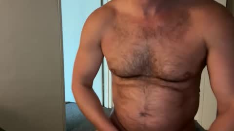 Snapshot of naked_dude25 chatting on 4, 12, 2025 naked_dude25 online show from 4, 12, 2025