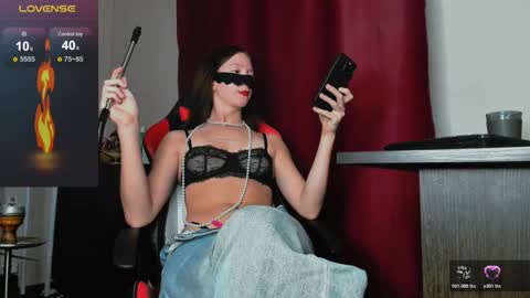 Snapshot of naked_psychologist chatting on 18, 11, 2025 Asy no face online show from 18, 11, 2025