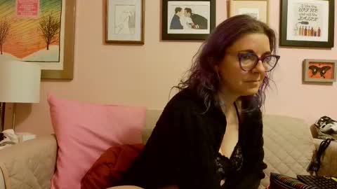 Lizzy online show from 8, 3, 2025