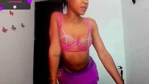 Snapshot of nala_j08 chatting on 21, 11, 2025 N A L A NEW instagram nala jordan08 online show from 21, 11, 2025