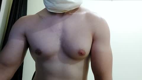 Snapshot of namelesstopless chatting on 5, 3, 2025 namelesstopless online show from 5, 3, 2025