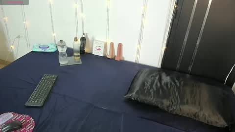 Snapshot of namir__ chatting on 28, 10, 2025 Namir online show from 28, 10, 2025