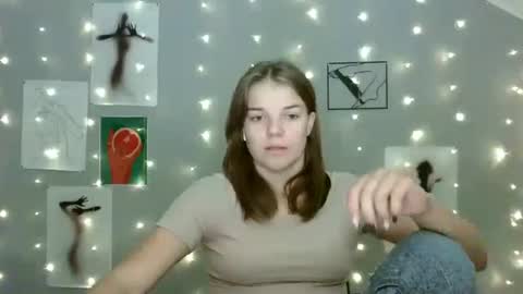 Snapshot of nana_new chatting on 13, 9, 2025 Nana online show from 13, 9, 2025