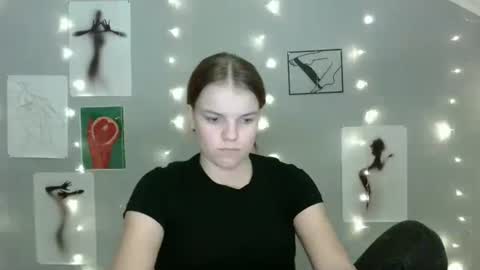 Snapshot of nana_new chatting on 18, 9, 2025 Nana online show from 18, 9, 2025