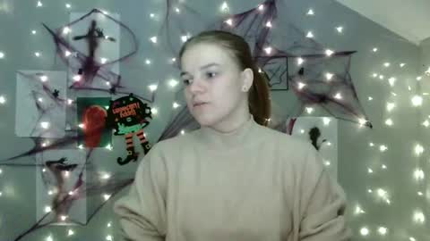 Snapshot of nana_new chatting on 13, 10, 2025 Nana online show from 13, 10, 2025