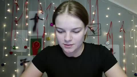 Snapshot of nana_new chatting on 3, 11, 2025 Nana online show from 3, 11, 2025